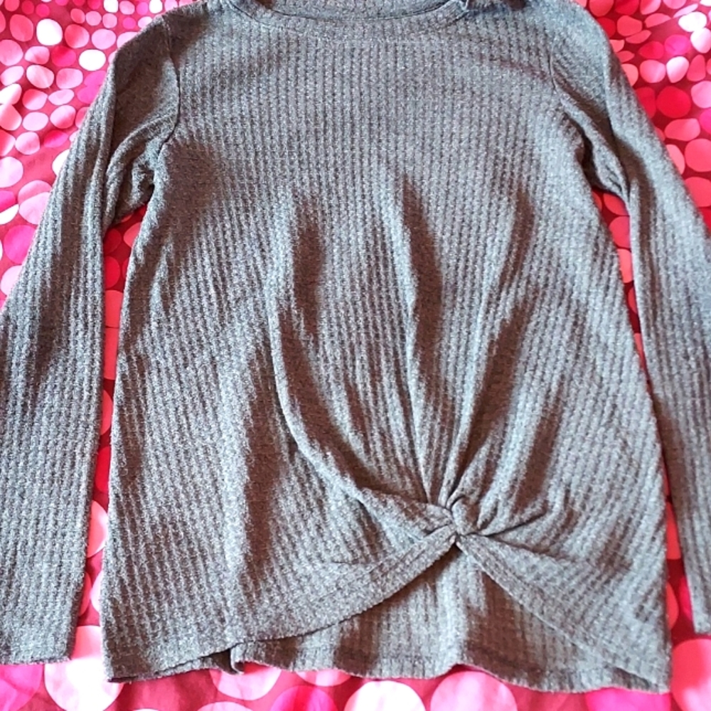 Cat & Jack 10/12 Grey Shirt